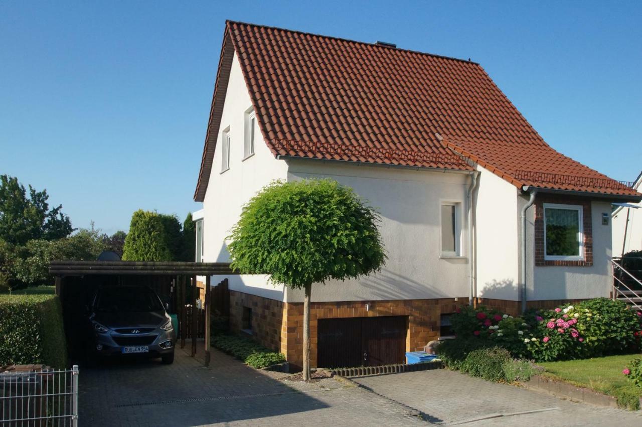 Ferienwohnung Schubert Sagard Exterior photo